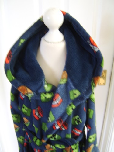 Minecraft dressing gown fleece - dressing,