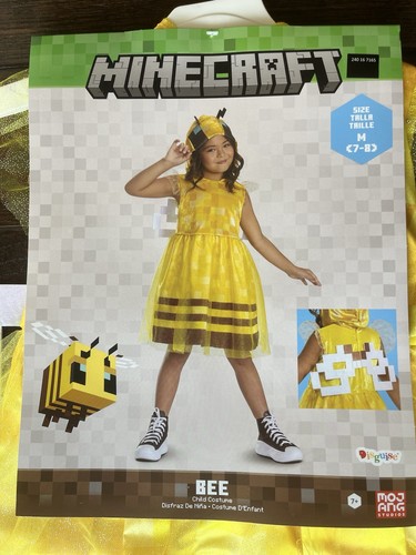 Minecraft bee girl hooded - minecraft,
